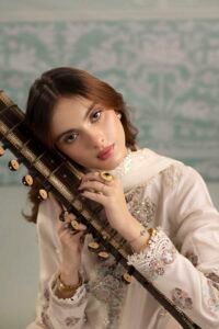 Pearl Raw Silk 3-Piece (ZR-2559)