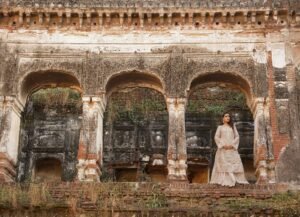 Ivory Embroidered 3-Piece (HA-08) - Image 2